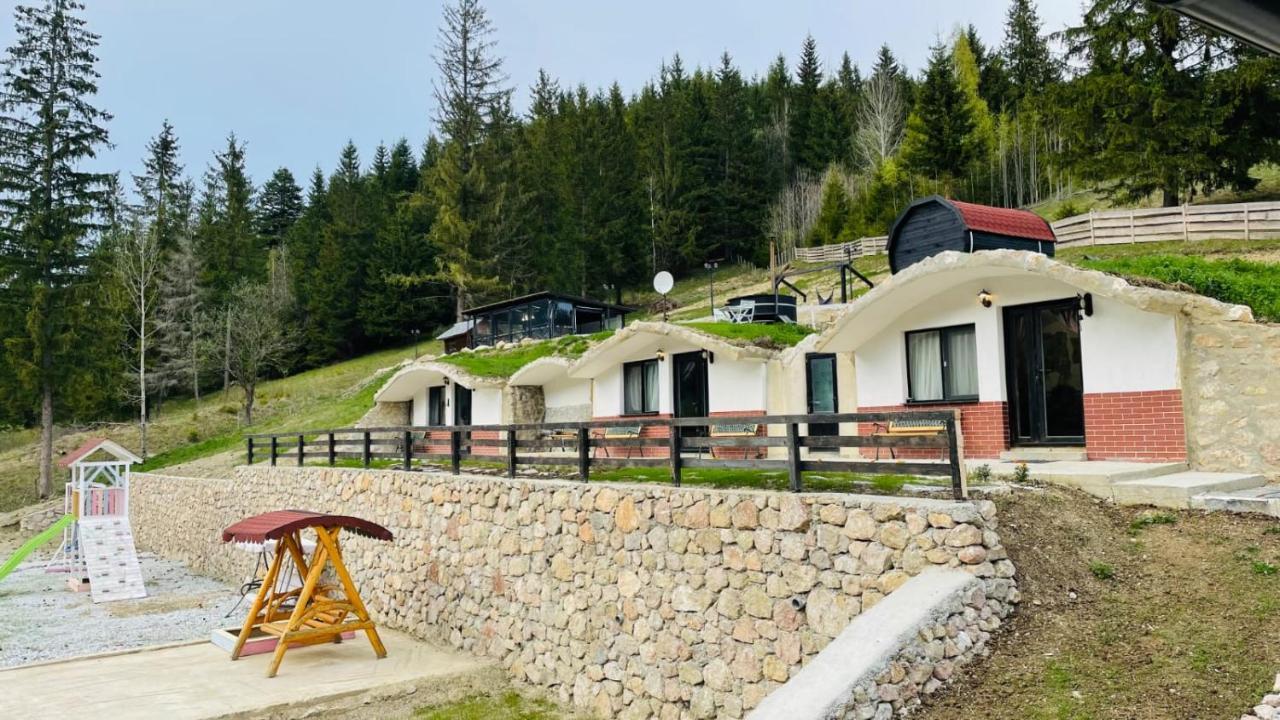 Resort Valea Tatarilor 红湖 外观 照片